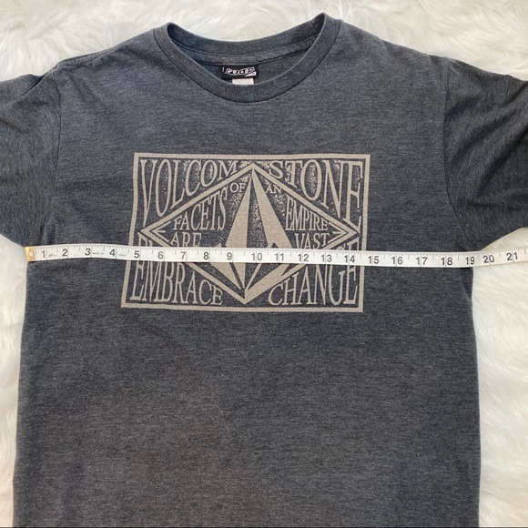 Men’s Volcom t-shirt - Picture 5 of 8